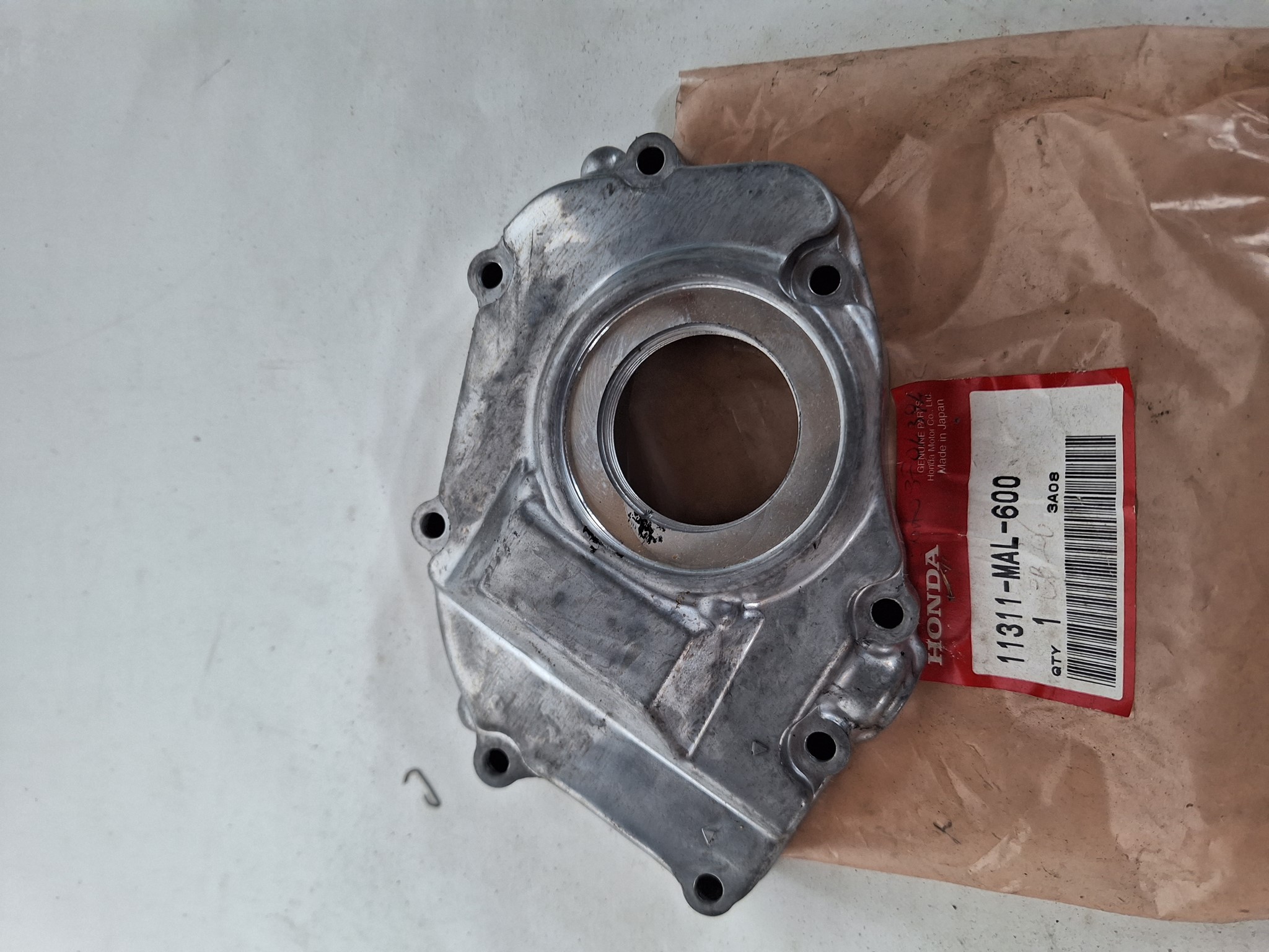 Bild von RECHTE KURBELGEH. DECKEL  11311-MAL-600  CBR 600 FS